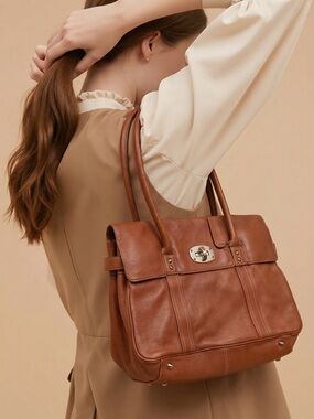 La Diva Brown Leather Tote Bag